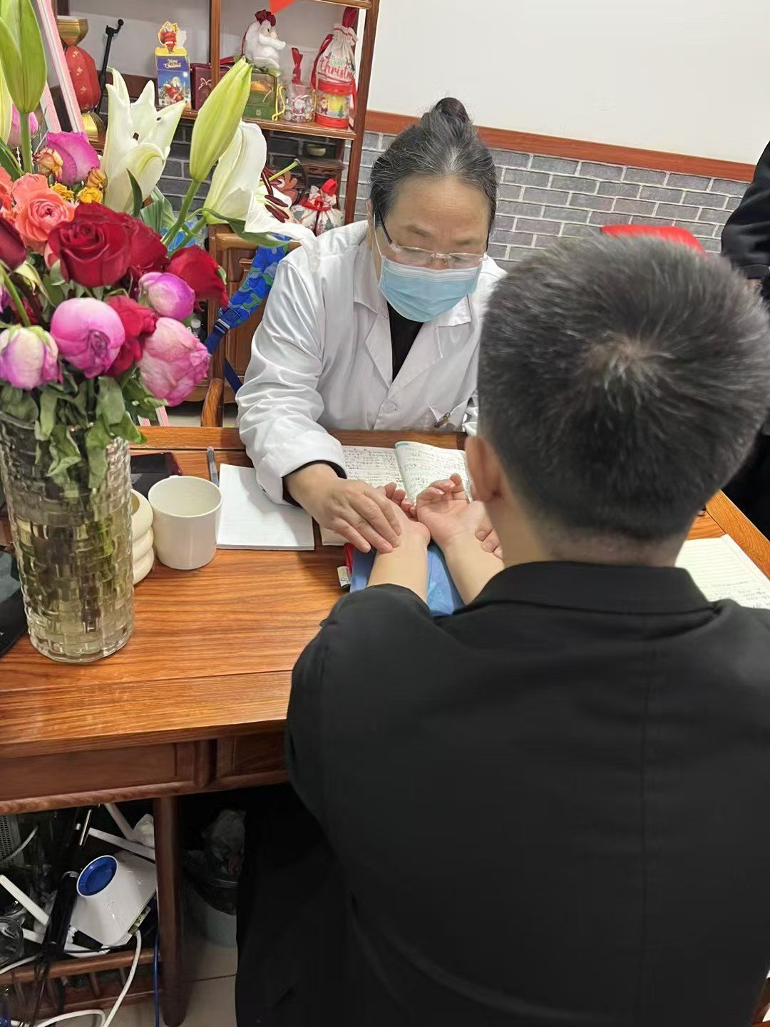 包含北京东直门中医院、协助就诊,就诊引导代帮挂号,服务好速度快的词条 包含北京东直门中医院、协助就诊,就诊引导代帮挂号,服务好速度快的词条