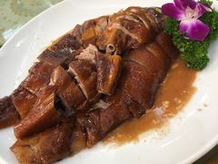 -明记海鲜城（新港西路店）-立体停车场