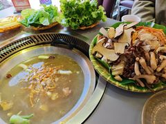 -野菌园·野生菌火锅首创第一家(关兴路总店)