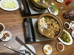 -齐齐衮·廟街生蚝雞煲(荔湾地铁站店)