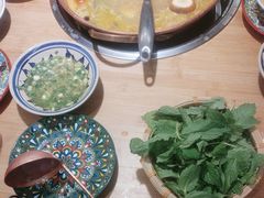 -洱火云南酸菜牛肉火锅(石景山当代商城店)