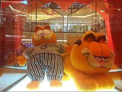 iphone_upload_pic-梅龙镇广场