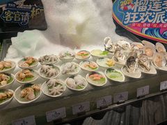 -雍容荟帝王蟹活龙虾展台自助(IFS黑金店)