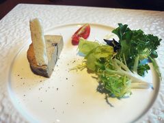 自制鸭肝批配混合蔬菜沙拉-卡本妮法餐厅·北京和平宾馆