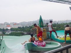 -热带风暴水上乐园(新镇路)