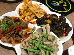 -龙聚德北京烤鸭(沙坪坝华宇A馆店)