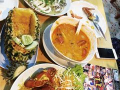-两兄弟Song Pee Nong(2号店)