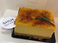 -半勺舒舒生日蛋糕店