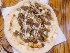 烤牛肉披萨-I HOLIC艾豪丽披萨(KKone店)