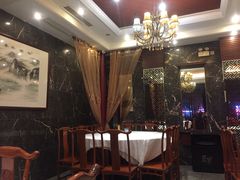 -鸿运酒楼