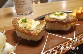 Soy-Braised Foie Gras Sushi