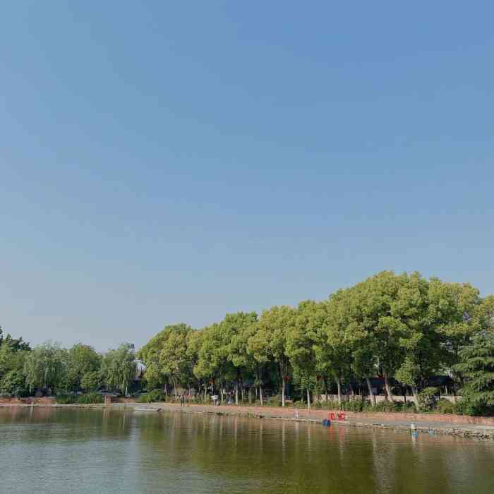 巨龙湖生态园休闲农庄