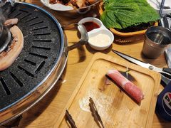 -江南猪肉商会无限续吃(弘大店)