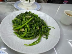 -荣记烧腊