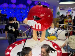 -m豆巧克力世界(上海世茂广场店)