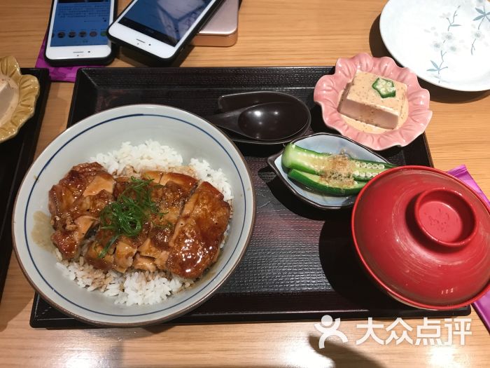 照烧鸡扒丼定食