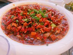 -渝君重庆火锅(嘉宾路店)