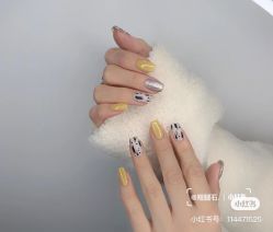 -妙睫屋日式美甲美睫
