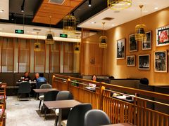 大堂-东来顺铜锅炭火涮肉(上地华联店)