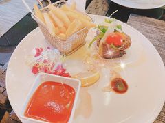 -WOLFGANG PUCK KITCHEN & BAR(迪士尼小镇店)