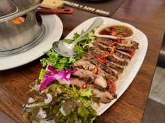 -Chom Cafe and Restaurant