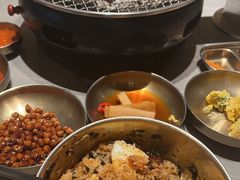 -草家酱蟹炭火烤肉店(珲春南路一店)