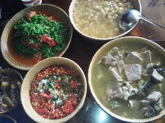 -汤锅大王(新平曹苏黄牛汤锅有限公司)