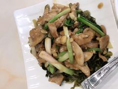 咸菜炒大肠-福龙私房菜·客家大盆菜