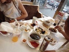 -嘉和一品粥(首经贸店)