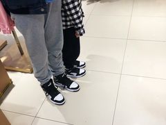 -PUMA品牌自营折扣店(百联奥特莱斯店)