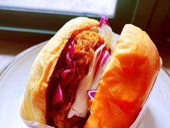 手撕猪肉汉堡-RAC BAR(安福路店)