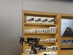 -DJI大疆(深圳华强北曼哈授权体验店)