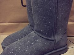-UGG(燕莎奥特莱斯购物中心店)