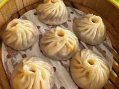 蟹黄小笼包-松鹤楼·非遗·苏帮菜(融科店)