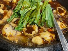 麻辣石锅鱼-都江堰石锅鱼