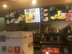 -麦当劳(虹梅路地铁站店)