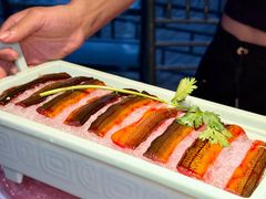 -茅草房·河畔园林火锅