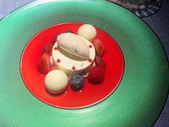 -弦月窗LUNETTE BY AMANDA(复兴路店)