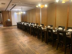 -萨拉伯尔(燕莎友谊商城店)
