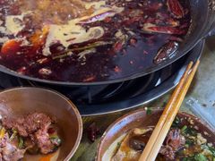 -黄潇洒老火锅(九眼桥宏济巷店)