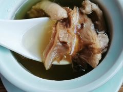 一盅特别的鸡汤-听香·678茶铺(猛追湾店)