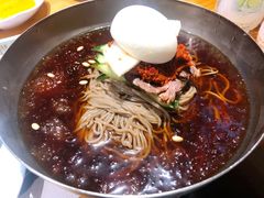 -唯成•韩国炭火烤肉 유성고기