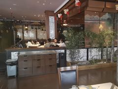 -八府香鸭·啫啫煲(华山路店)