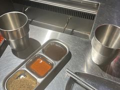 餐具摆设-马路牙子烧烤音乐酒馆(望京店)