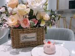 -Fridi Patisserie Cafe