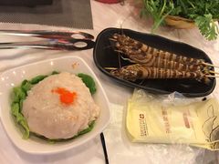-鲜入围煮花胶鸡海鲜火锅