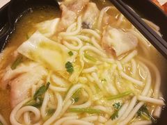 -鑫花溪牛肉米粉(凤凰街创始总店)