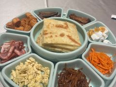 -静之湖湖畔餐厅