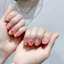 -悦指间美甲美睫