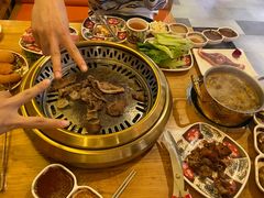 -汉江山料理级自助烤肉黑金冠(周口好吃城店)